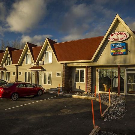 Restland Motel Clarenville Exterior foto